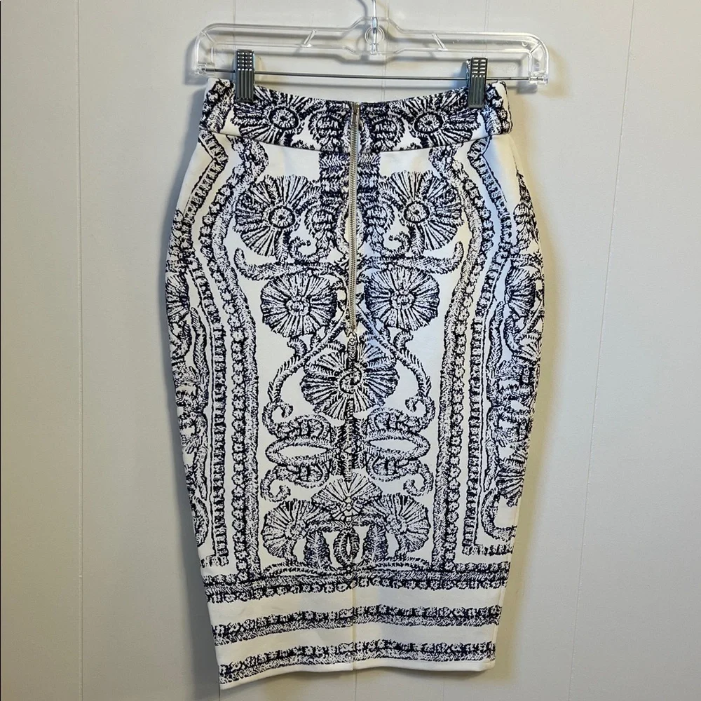 NEW Elliatt Elements Revolve Pencil Bodycon Hourglass Boho Midi Skirt XS